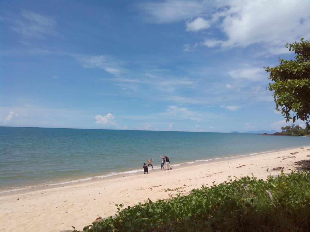 Pandan Beach Homestay Kampong Pandan Kültér fotó