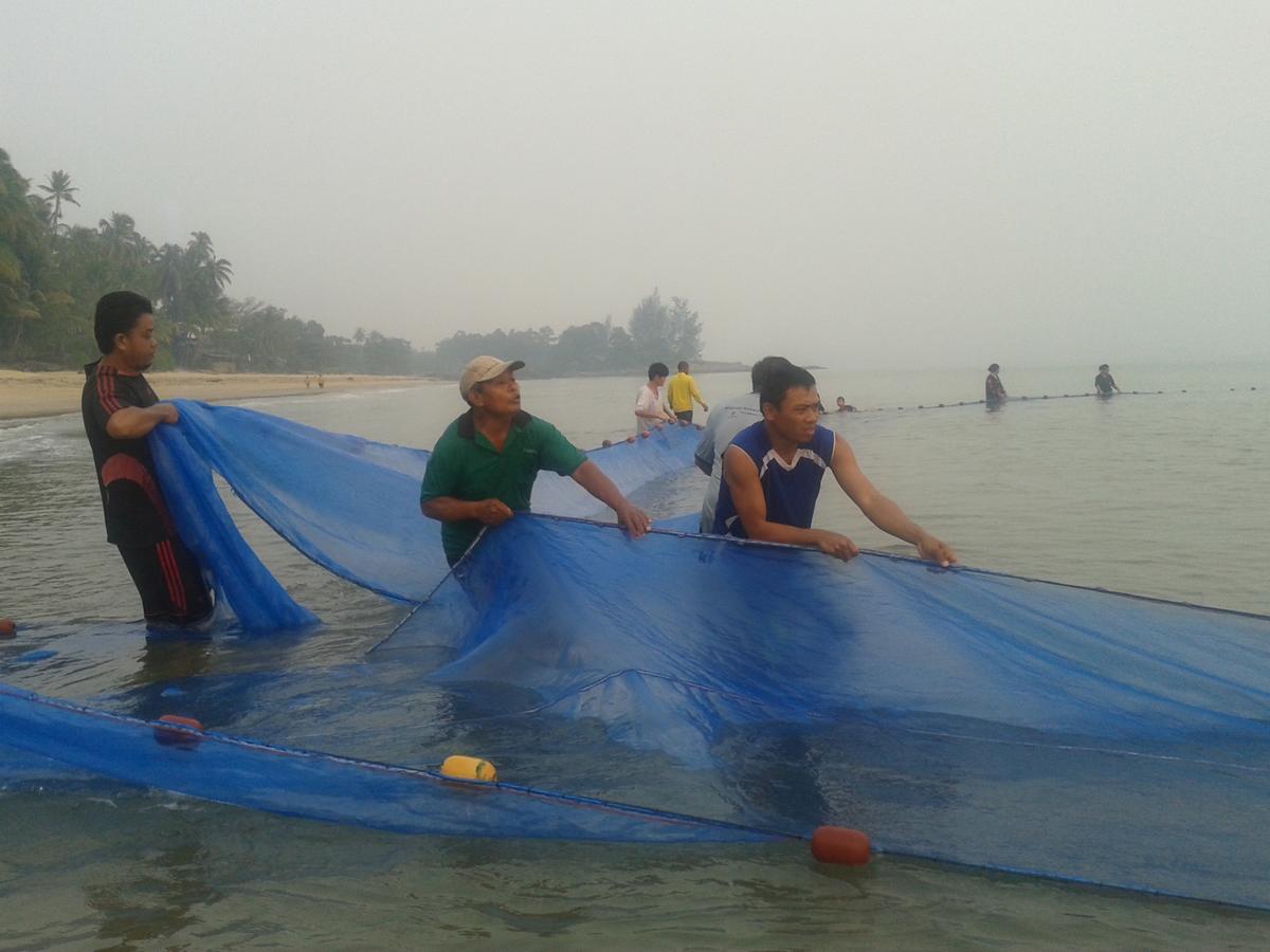 Pandan Beach Homestay Kampong Pandan Kültér fotó